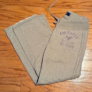 American Eagle sweatpants Y2K- medium - tan brown / purple - slightly flared leg